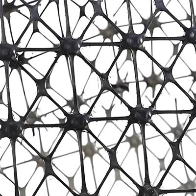 Geomalla triaxial para refuerzo del suelo